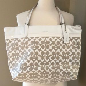 Coach 29423 signature canvas business book tote